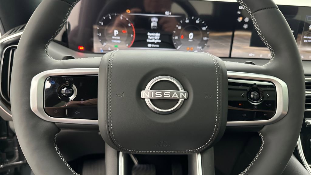 New 2025 Nissan Armada Platinum Reserve image 17