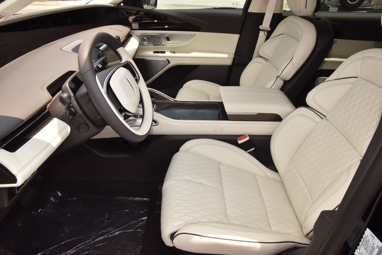 New 2026 Lincoln Nautilus Black Label AWD/4WD image 20