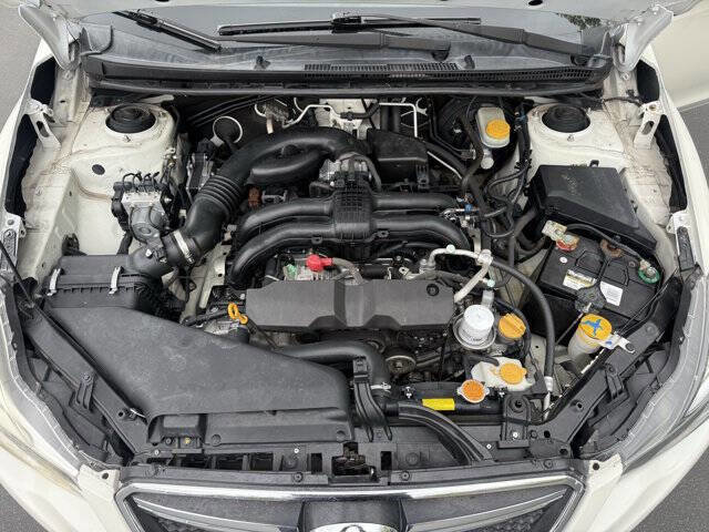 Used 2016 Subaru Crosstrek 2.0i Premium w/ Moonroof Package AWD/4WD image 18