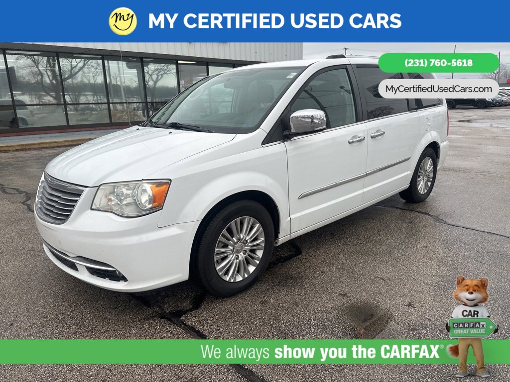 Used 2015 Chrysler Town & Country Limited w/ Trailer Tow Group