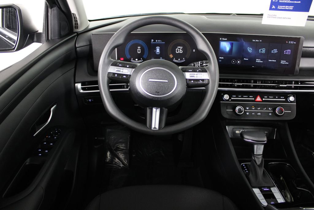 Certified 2026 Hyundai Tucson SE FWD image 8
