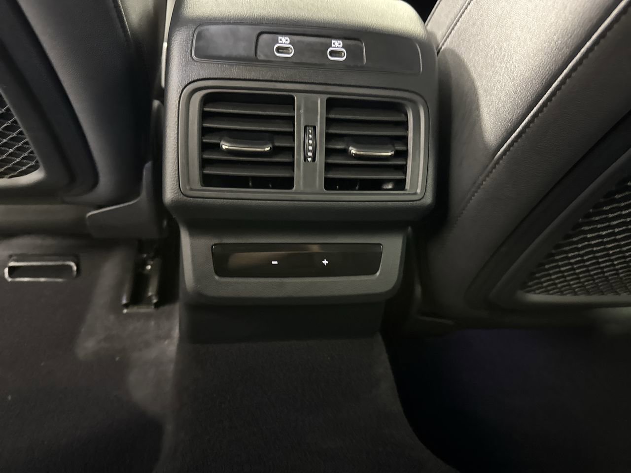 Used 2025 Audi Q5 Premium Plus w/ Premium Plus image 19