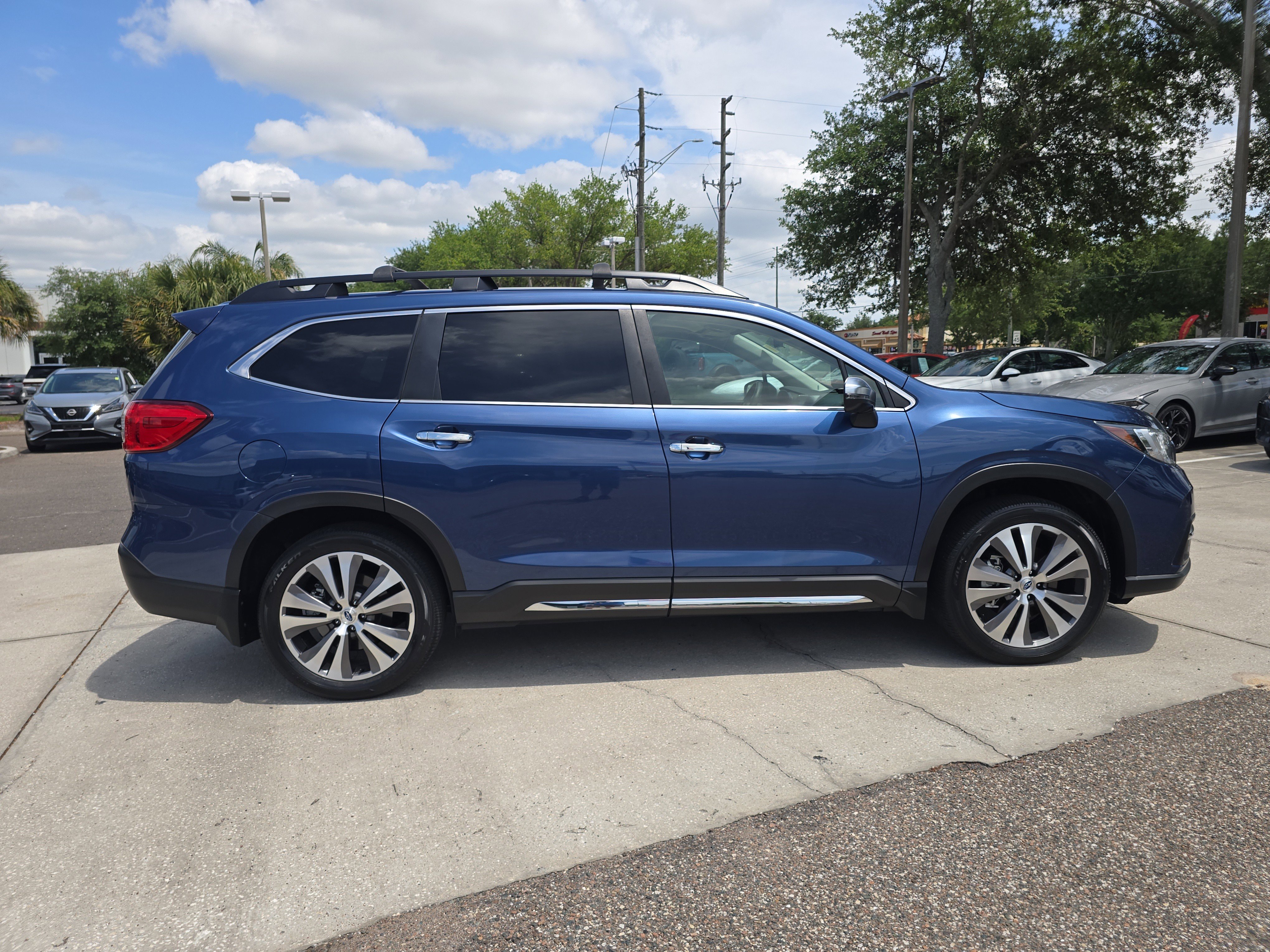 Used 2020 Subaru Ascent Touring w/ Popular Package #2A AWD/4WD image 9