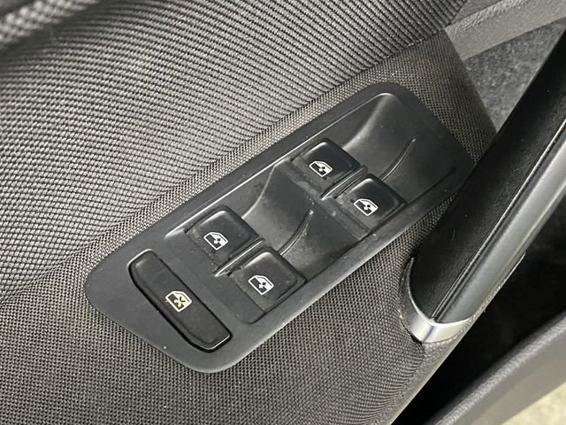 Used 2019 Volkswagen GTI Rabbit Edition image 27