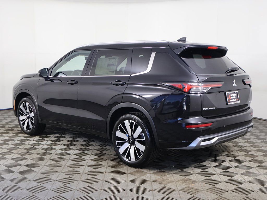 New 2025 Mitsubishi Outlander SEL AWD/4WD image 13