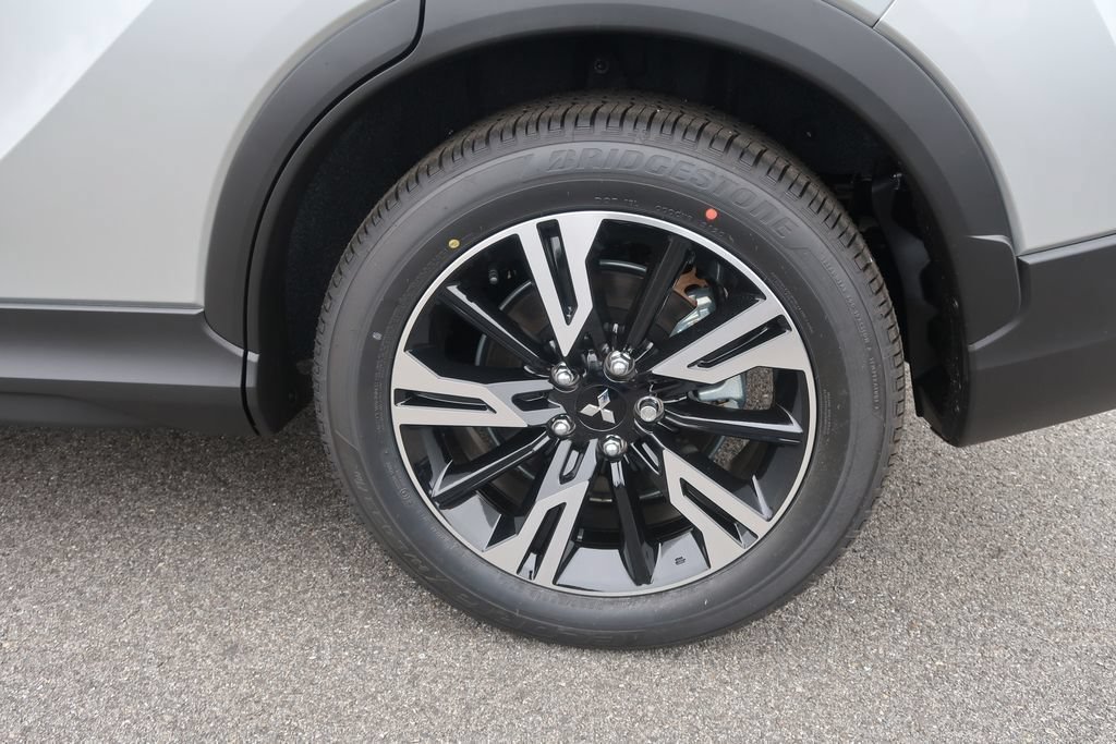 New 2026 Mitsubishi Eclipse Cross SE AWD/4WD image 13