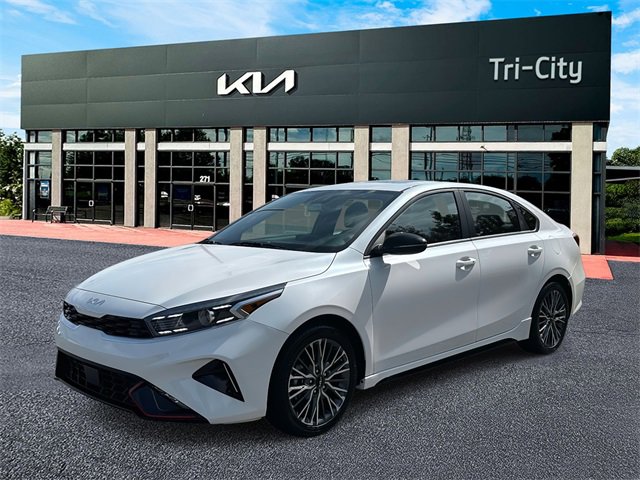 Used 2024 Kia Forte GT-Line w/ GT-Line Premium Package image 3