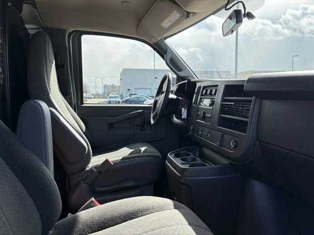 Used 2024 Chevrolet Express 2500 w/ Driver Convenience Package image 22
