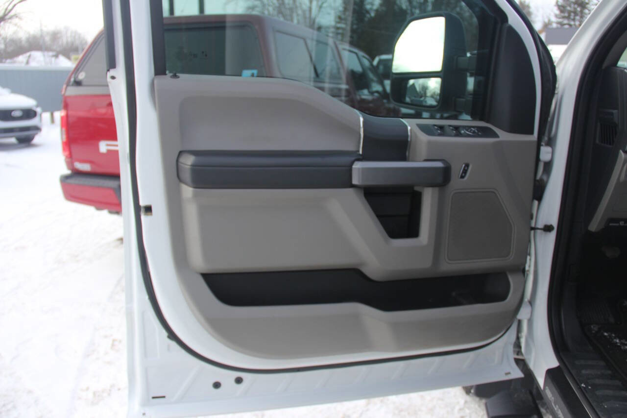 Used 2022 Ford F350 XLT image 27