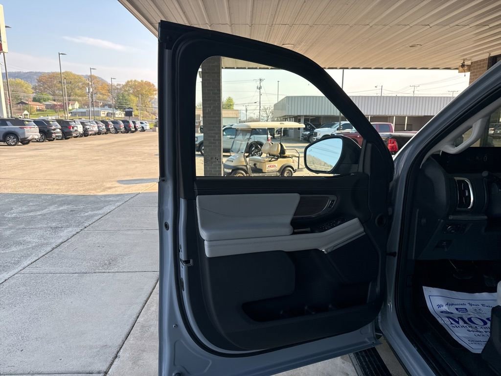 New 2026 Ford Expedition Max Platinum w/ Platinum Ultimate Package image 18