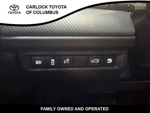 Used 2025 Toyota Camry SE w/ Convenience Package FWD image 24