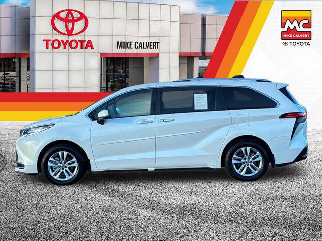 Certified 2026 Toyota Sienna Limited FWD video 2