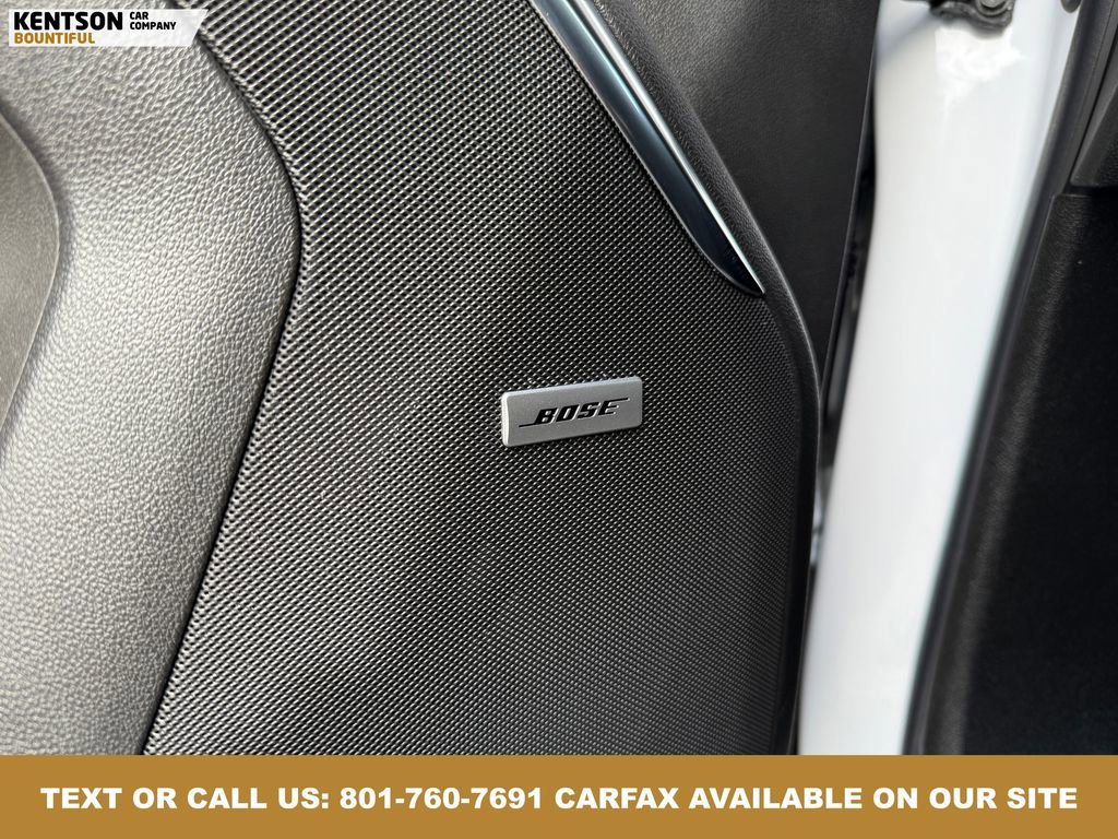 Used 2025 GMC Yukon Denali w/ Sun & Power Step Package image 23