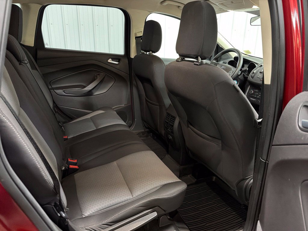 Certified 2018 Ford Escape SE FWD image 18