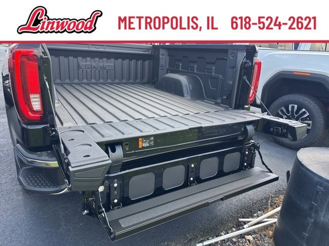 New 2025 GMC Sierra 1500 SLT w/ SLT Premium Plus Package image 9