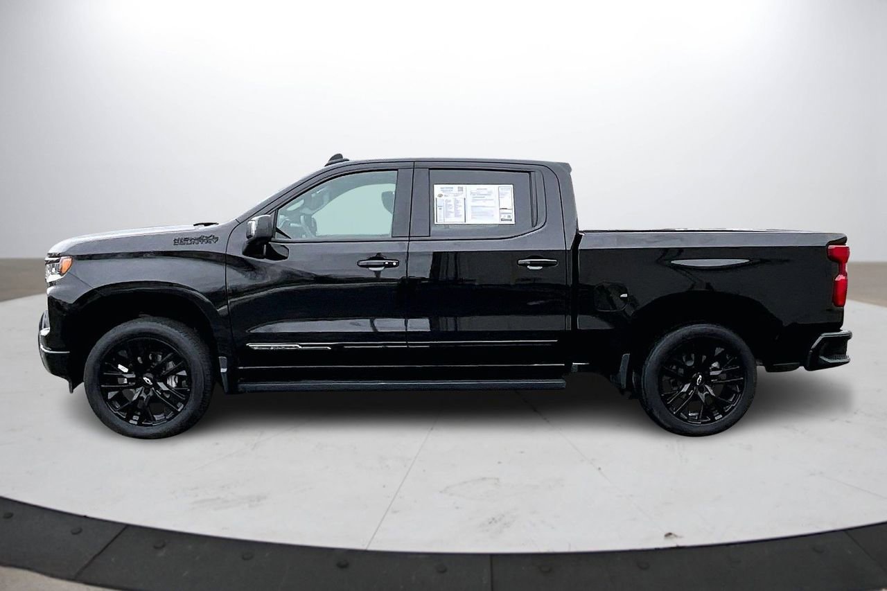 Used 2025 Chevrolet Silverado 1500 High Country w/ Midnight Edition image 6