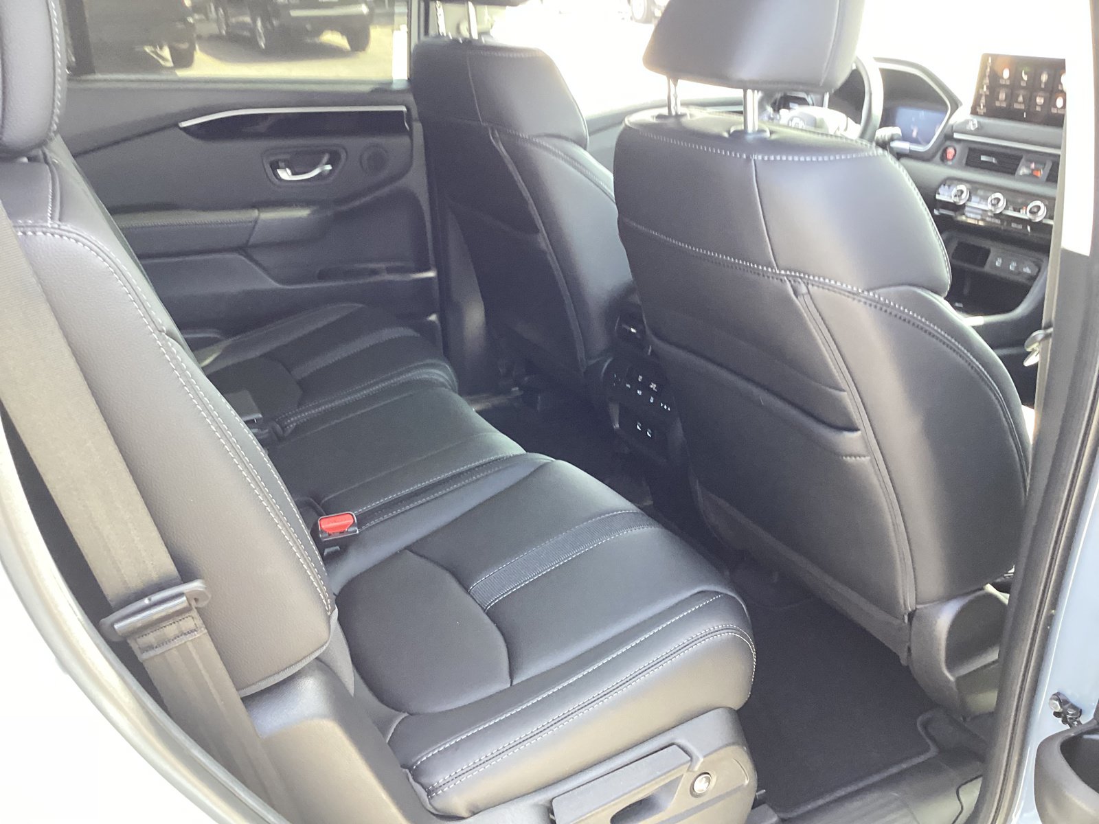 Used 2026 Honda Pilot EX-L image 15