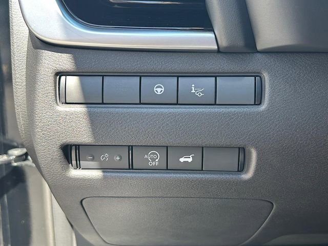 New 2025 Nissan Rogue SL w/ Tech Package image 16