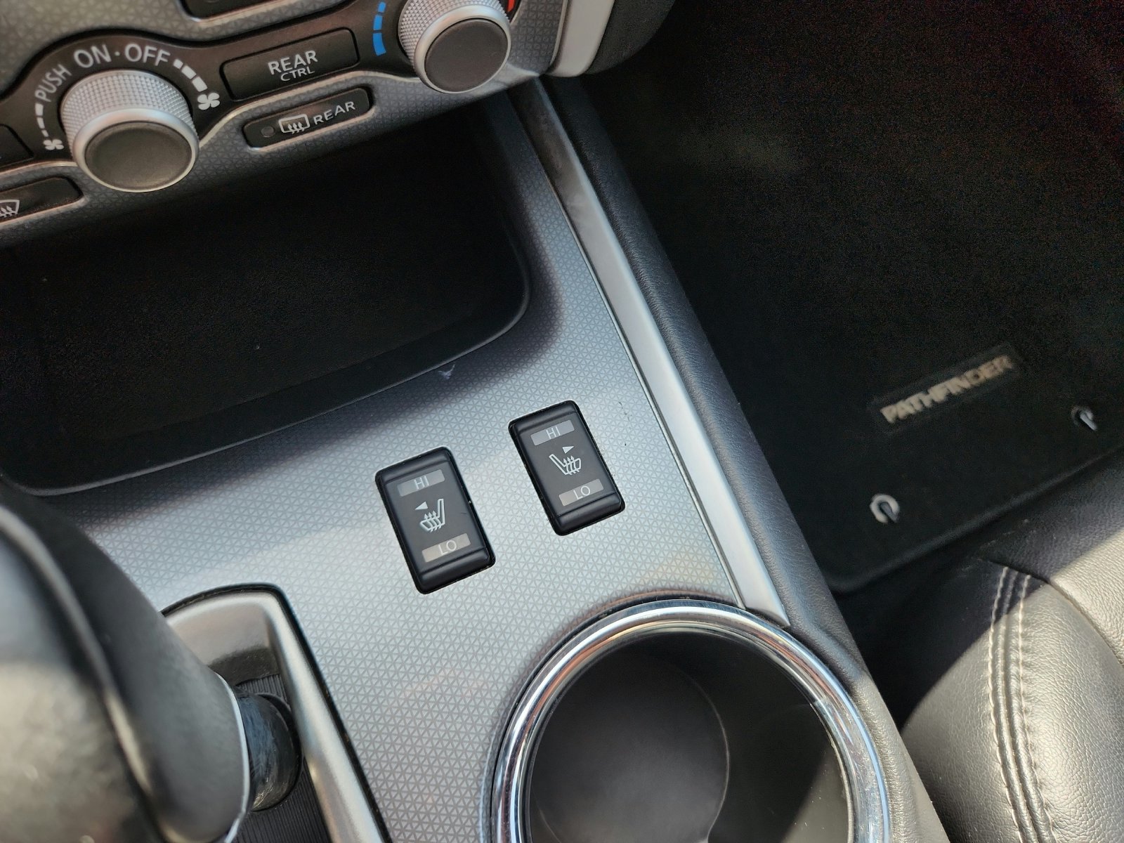 Used 2019 Nissan Pathfinder SL AWD/4WD image 66