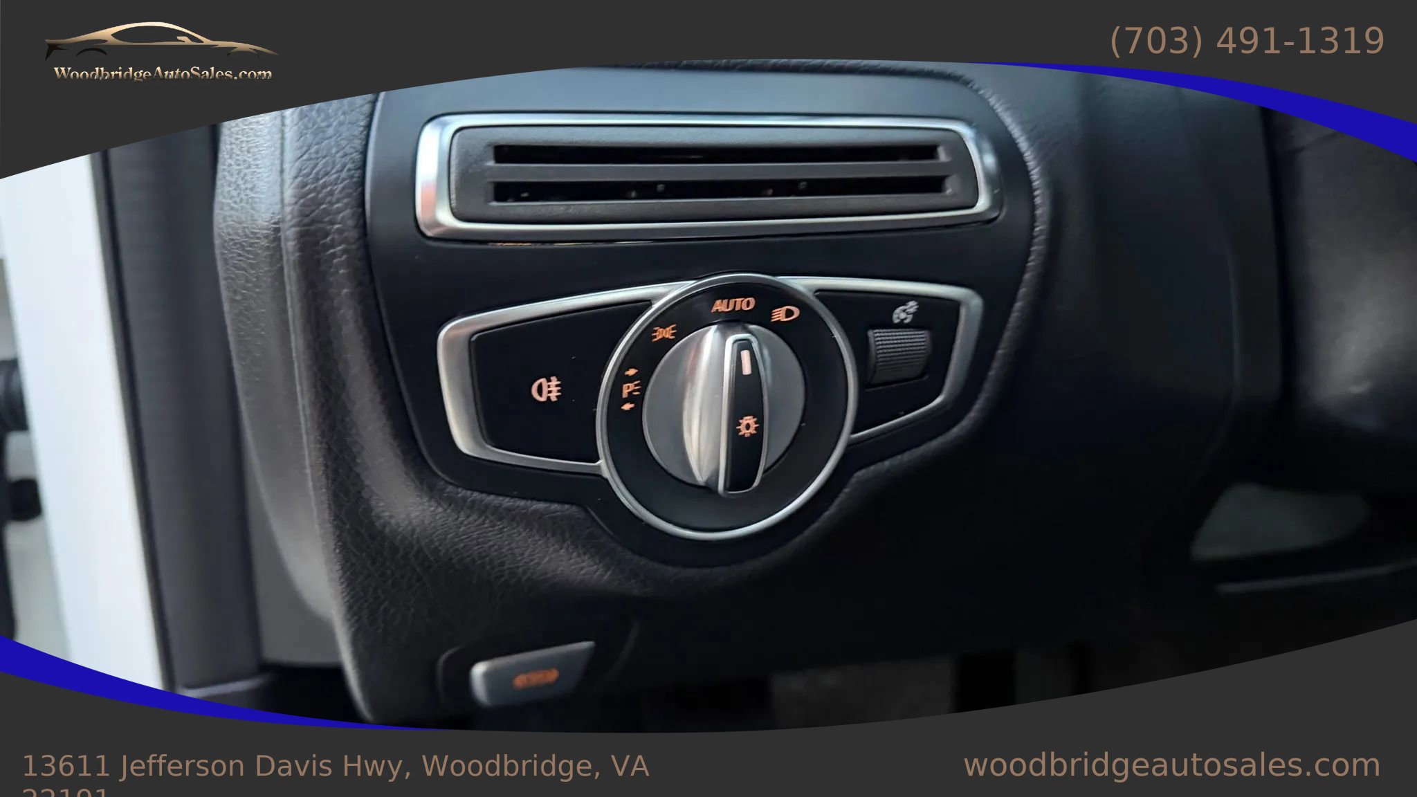 Used 2019 Mercedes-Benz C 300 4MATIC Sedan image 25