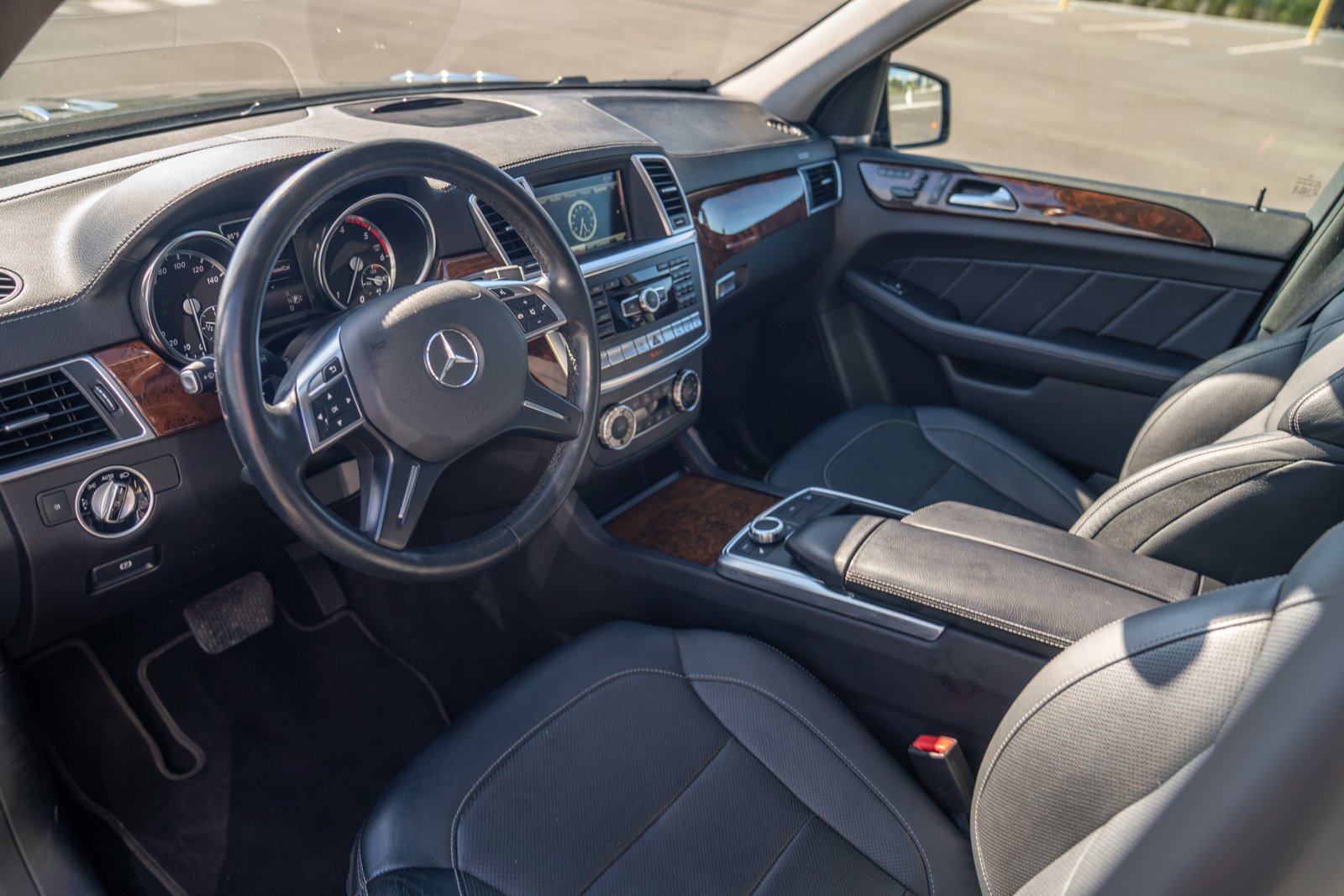 Used 2015 Mercedes-Benz GL 320 BlueTEC 4MATIC image 4