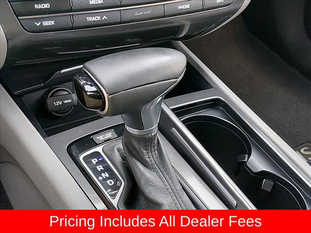 Used 2018 Genesis G80 3.8 RWD image 22