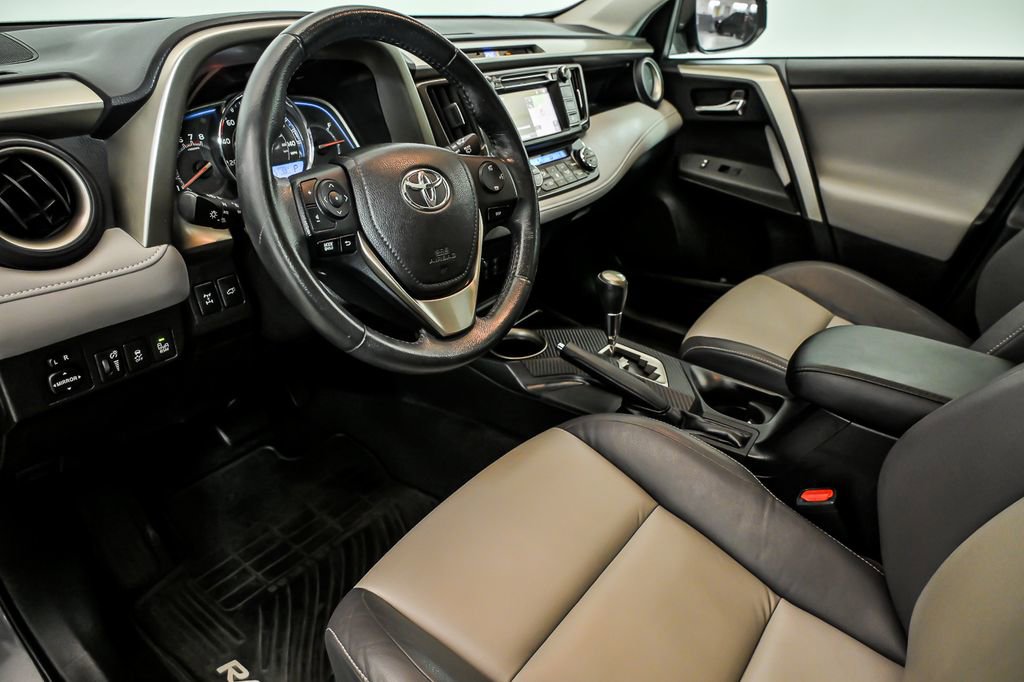 Used 2015 Toyota RAV4 Limited w/ Technology Package AWD/4WD image 12