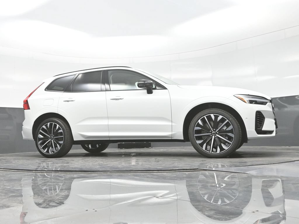 New 2026 Volvo XC60 T8 Ultra w/ Protection Package Premier AWD/4WD image 26
