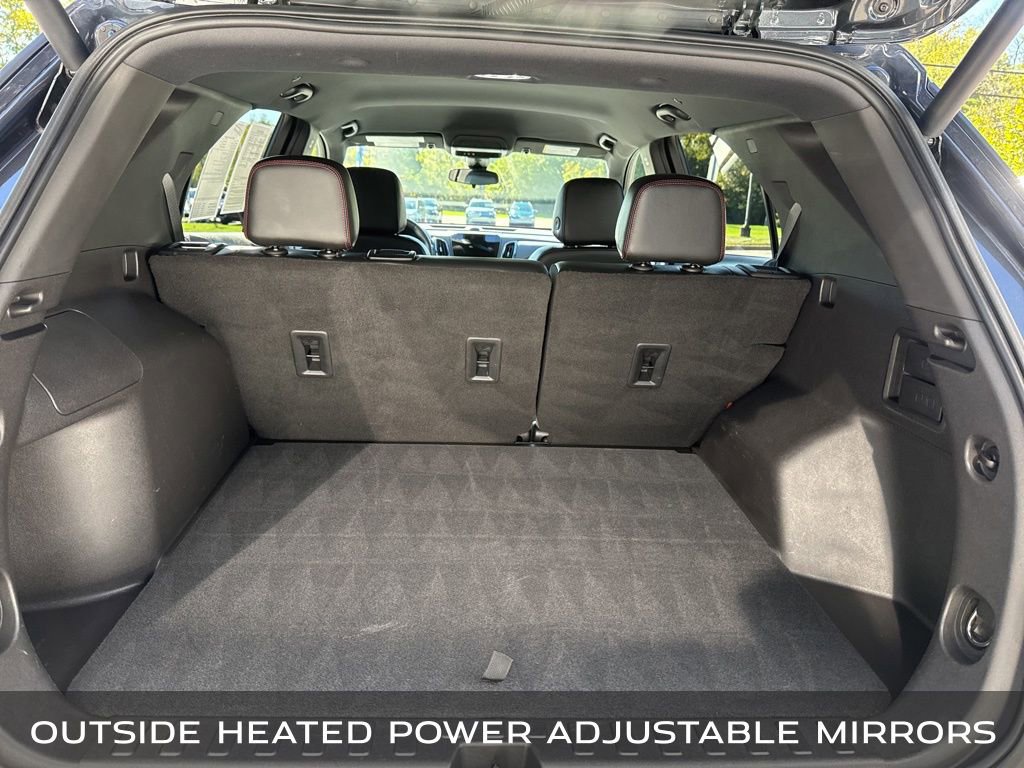 Used 2022 Chevrolet Equinox RS w/ RS Leather Package image 22