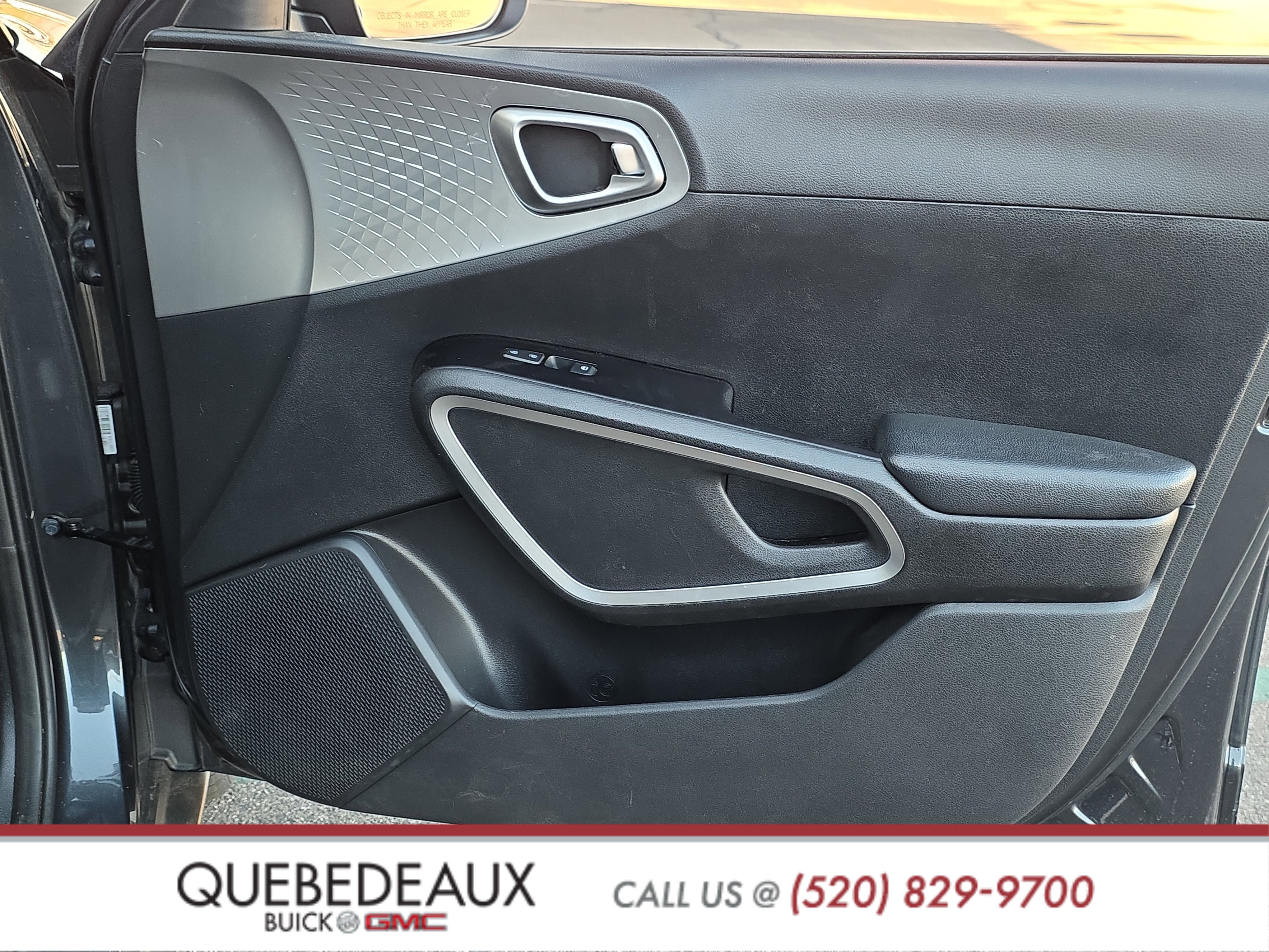 Used 2022 Kia Soul LX image 27