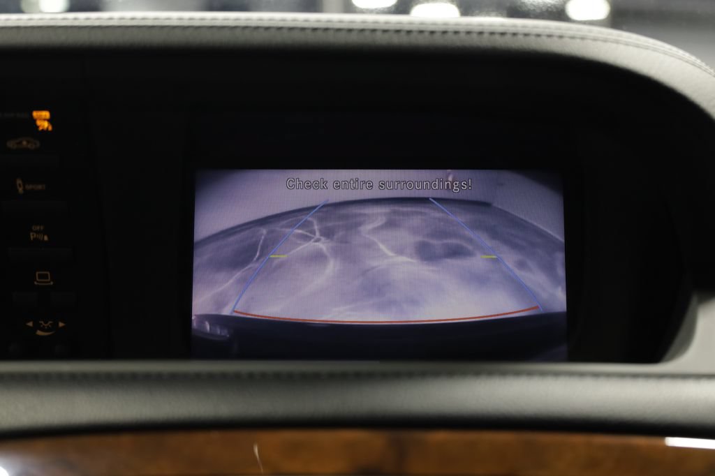 Used 2013 Mercedes-Benz CL 550 4MATIC image 55