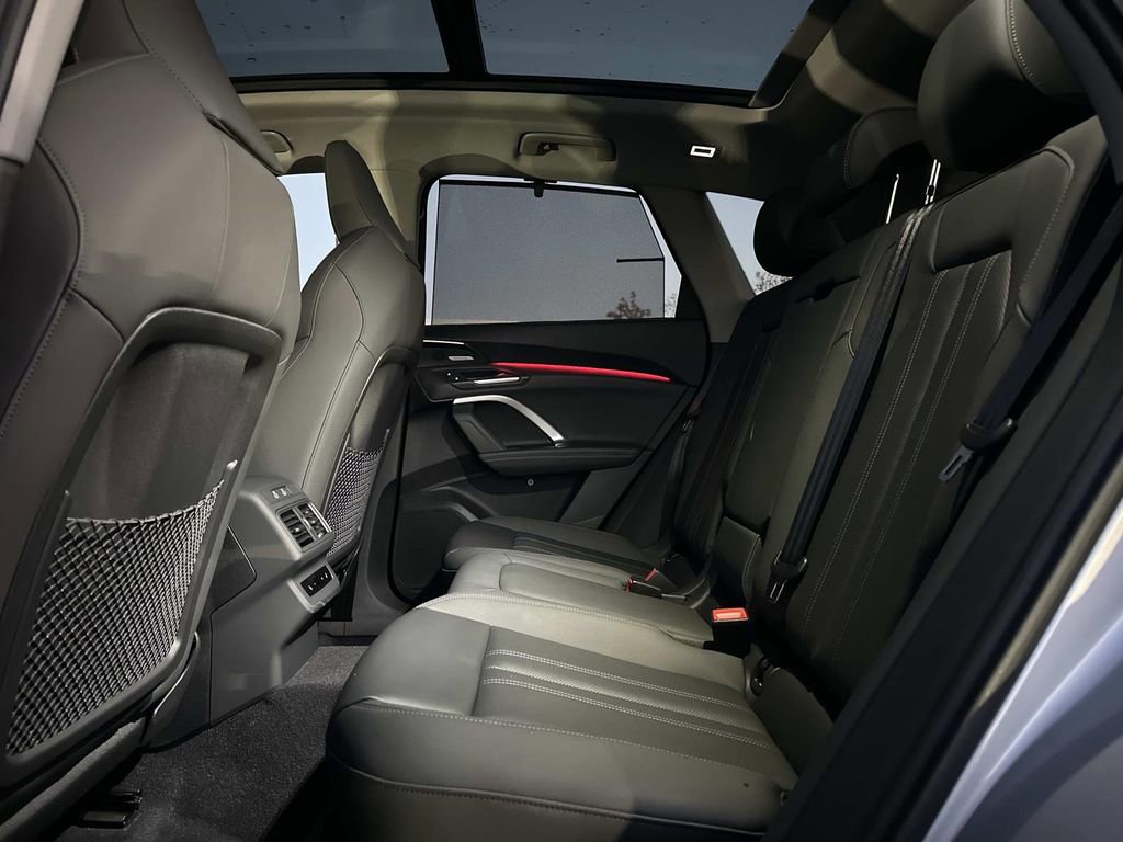 New 2025 Audi Q5 Prestige image 26