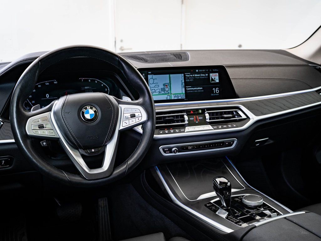 Used 2022 BMW X7 xDrive40i w/ Premium Package AWD/4WD image 4