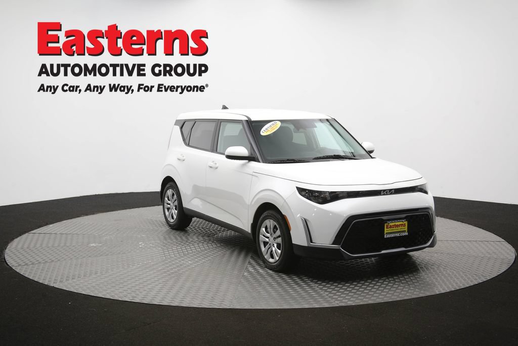 Used 2023 Kia Soul LX FWD image 48