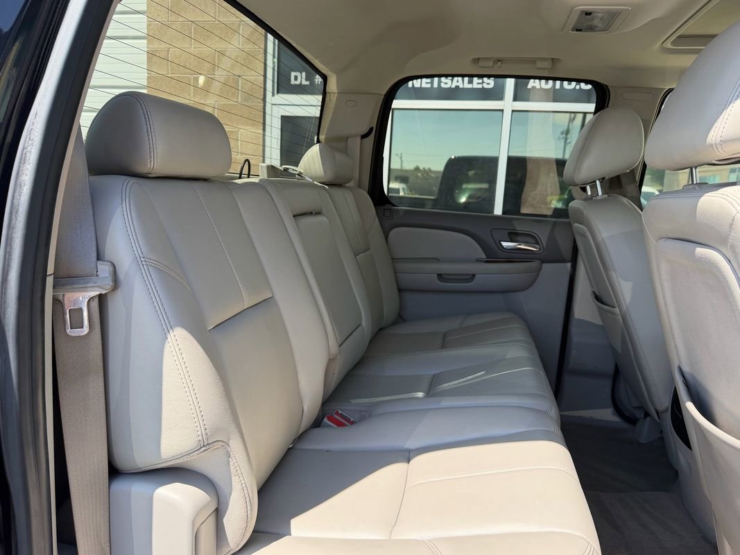 Used 2010 GMC Sierra 3500 SLT AWD/4WD image 18