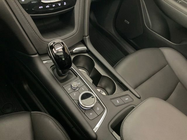 Certified 2025 Cadillac XT6 Luxury image 12