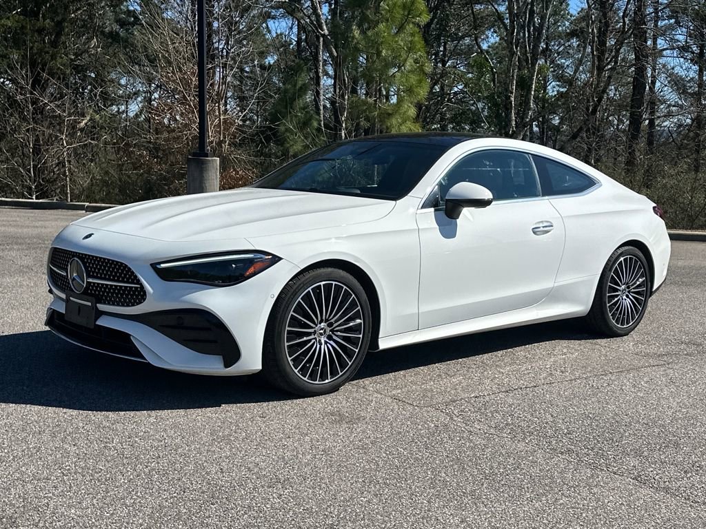 Certified 2025 Mercedes-Benz CLE 300 4MATIC Coupe image 5