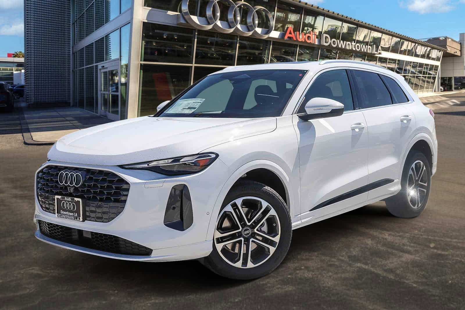 New 2025 Audi Q5 Premium