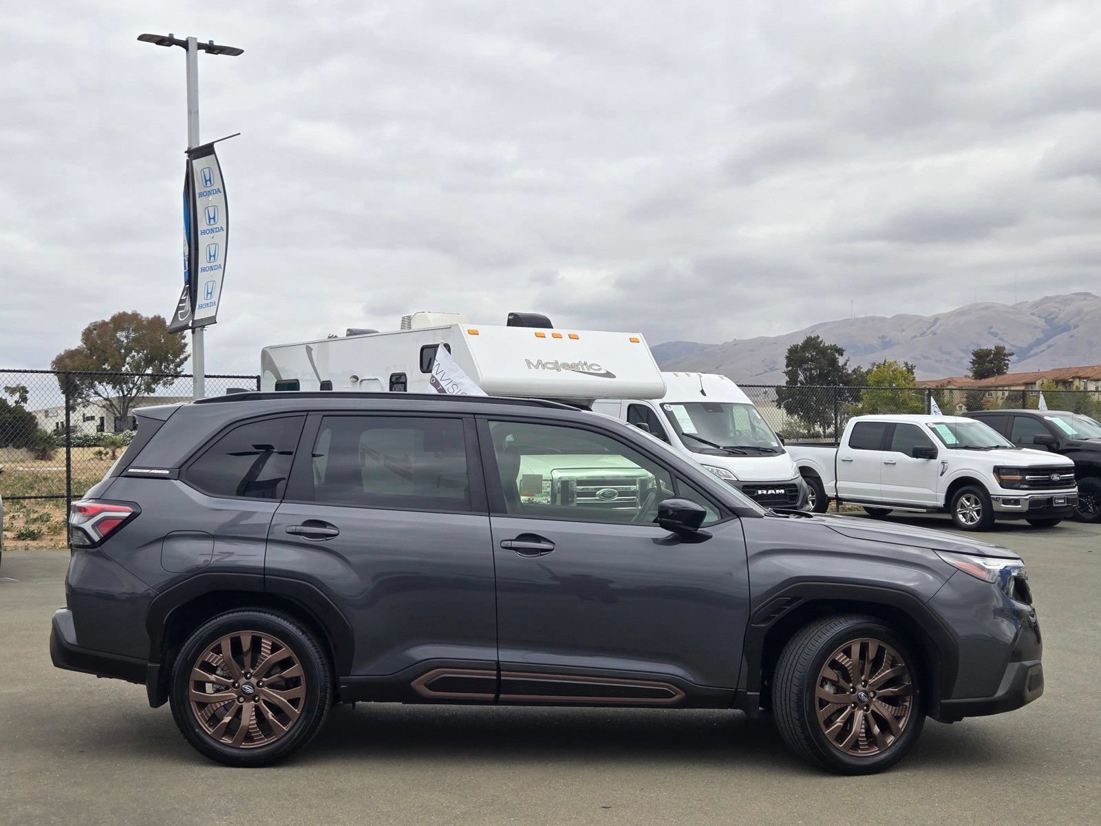 Used 2025 Subaru Forester Sport w/ Popular Package #1 AWD/4WD image 8