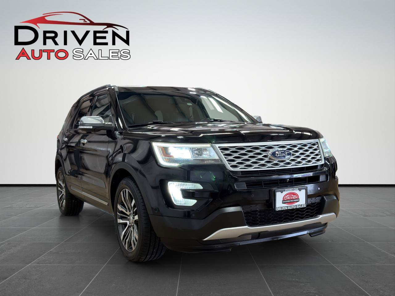 Used 2017 Ford Explorer Platinum AWD/4WD image 7