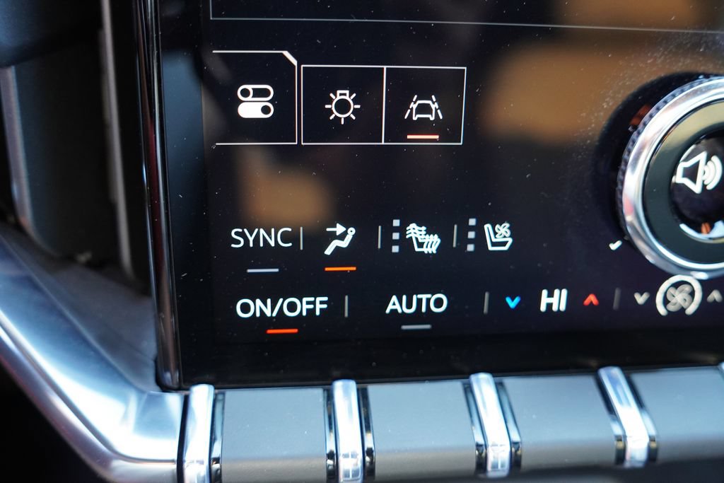 Certified 2026 GMC Acadia AT4 w/ Luxury Package AWD/4WD image 31
