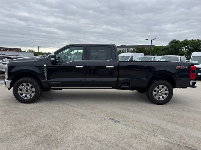 Used 2024 Ford F350 Lariat w/ Chrome Package AWD/4WD image 5