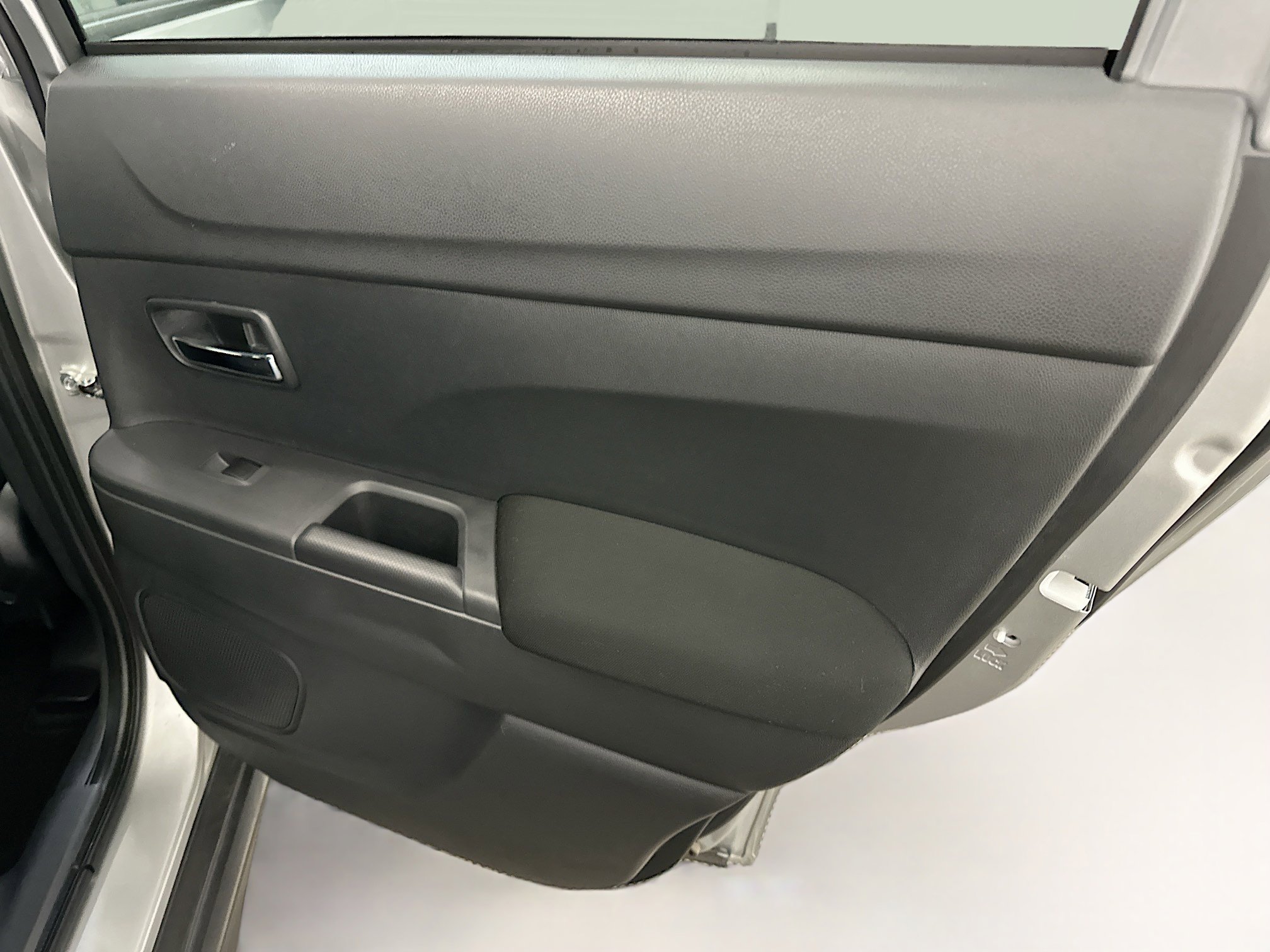 Used 2025 Mitsubishi Outlander Sport ES image 30