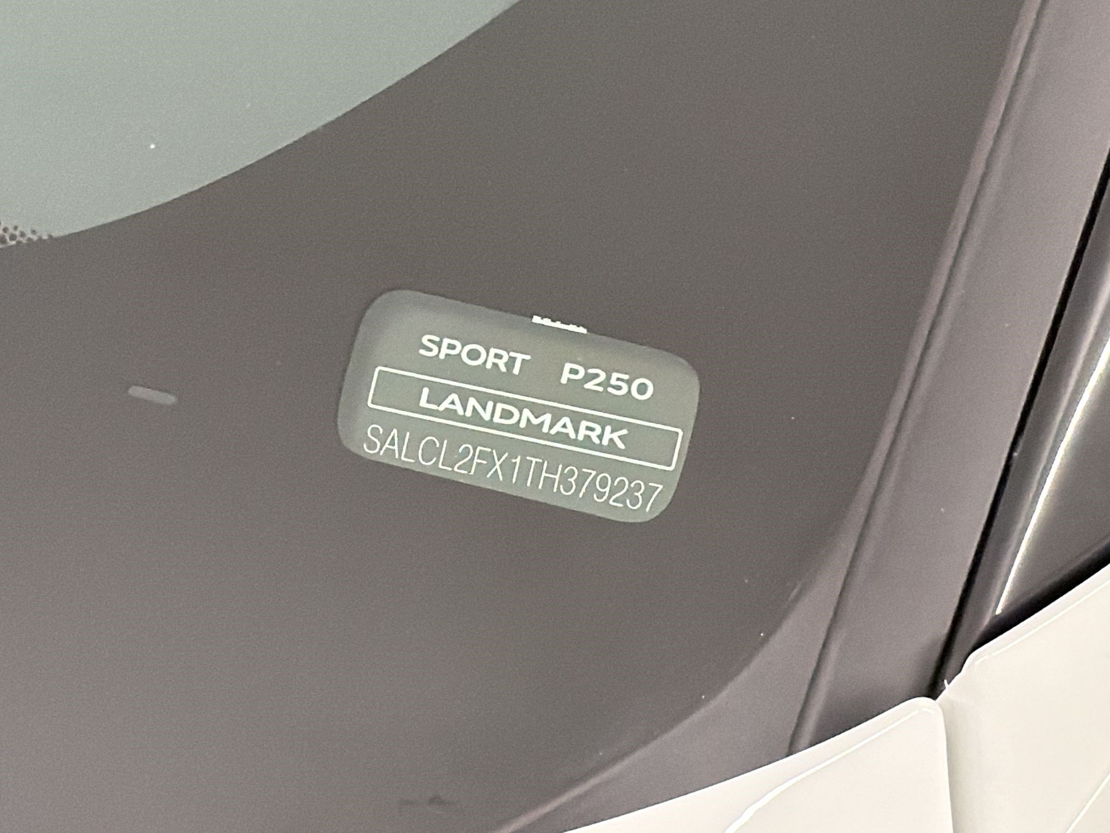 New 2026 Land Rover Discovery Sport Landmark AWD/4WD image 32