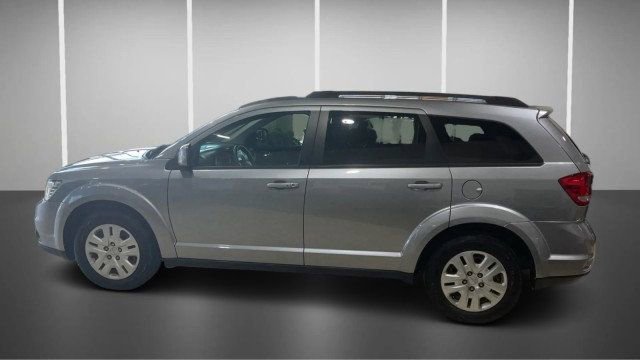 Used 2019 Dodge Journey SE image 7