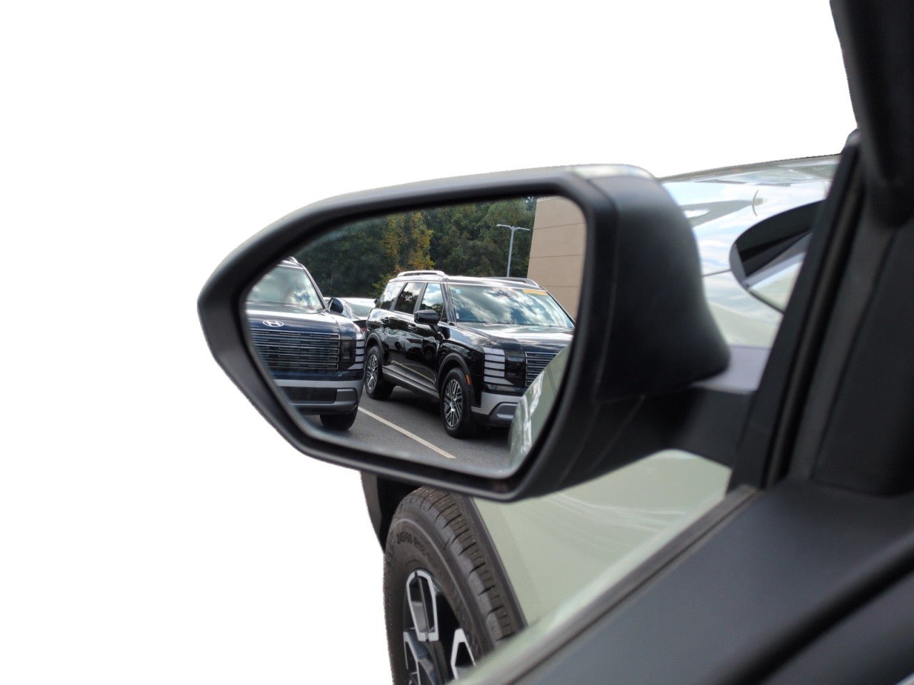 Used 2022 Hyundai Santa Cruz SEL w/ Activity Package FWD image 11