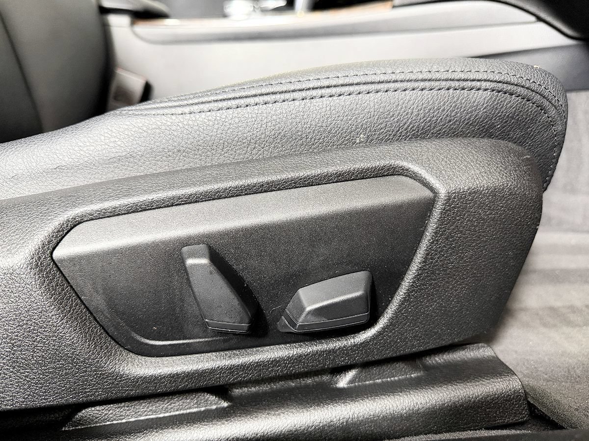 Used 2015 BMW 328i Sedan RWD image 48