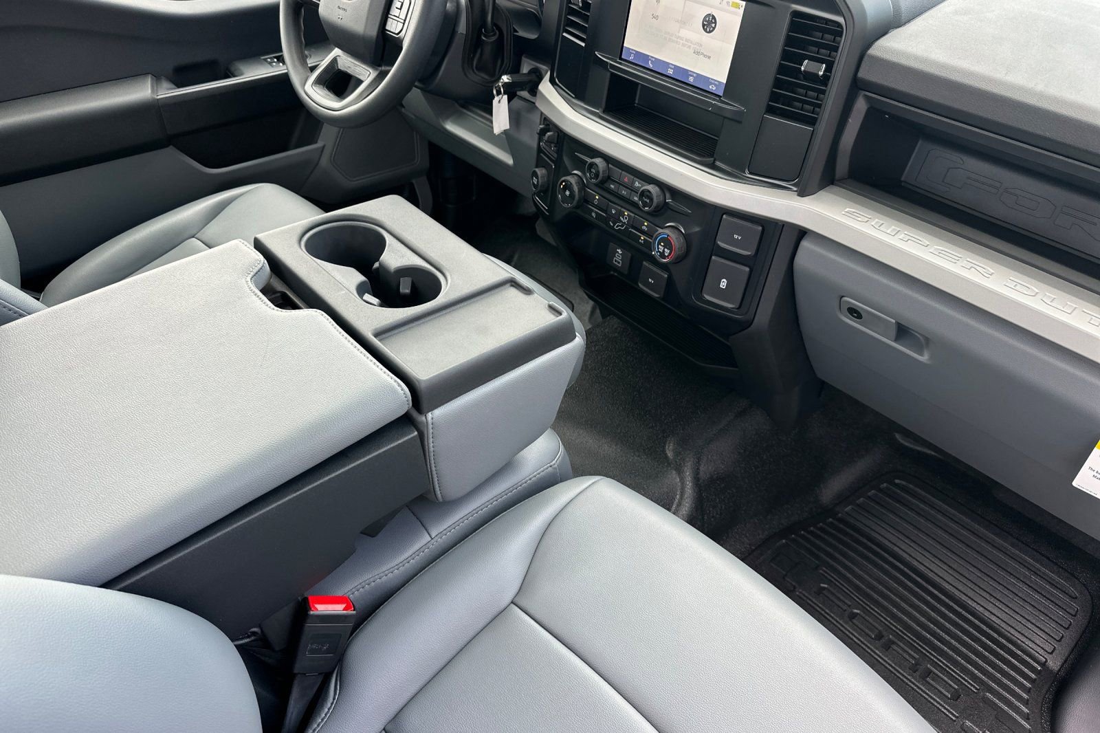 New 2026 Ford F250 XL w/ XL Chrome Package image 14