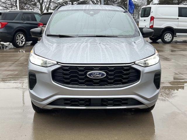 Certified 2024 Ford Escape ST-Line w/ Tech Pack #1 image 8