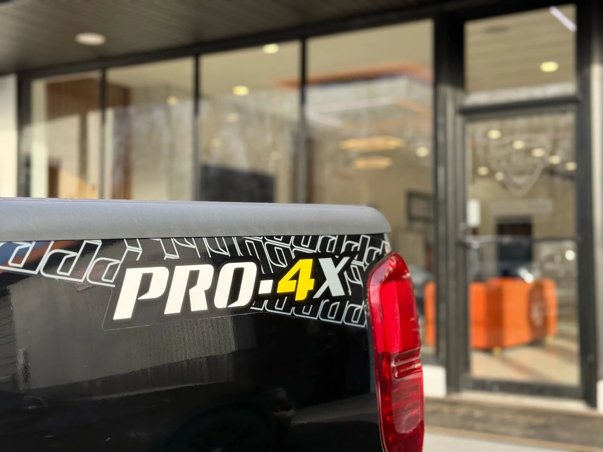 Used 2017 Nissan Frontier PRO-4X w/ Pro-4x Luxury Package image 37